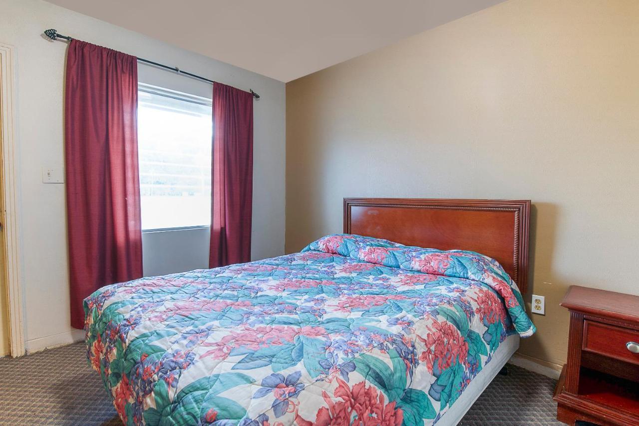 Hotel O Near Fanning Springs State Park Us Hwy 98 Old Town Luaran gambar