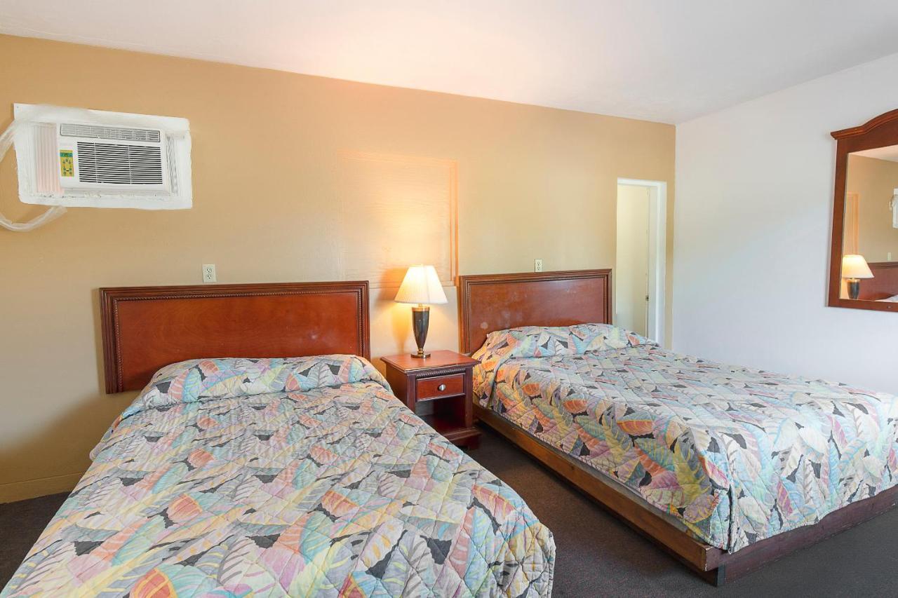Hotel O Near Fanning Springs State Park Us Hwy 98 Old Town Luaran gambar