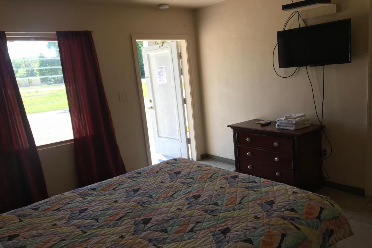 Hotel O Near Fanning Springs State Park Us Hwy 98 Old Town Luaran gambar