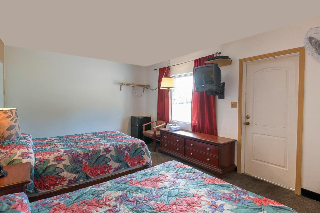 Hotel O Near Fanning Springs State Park Us Hwy 98 Old Town Luaran gambar