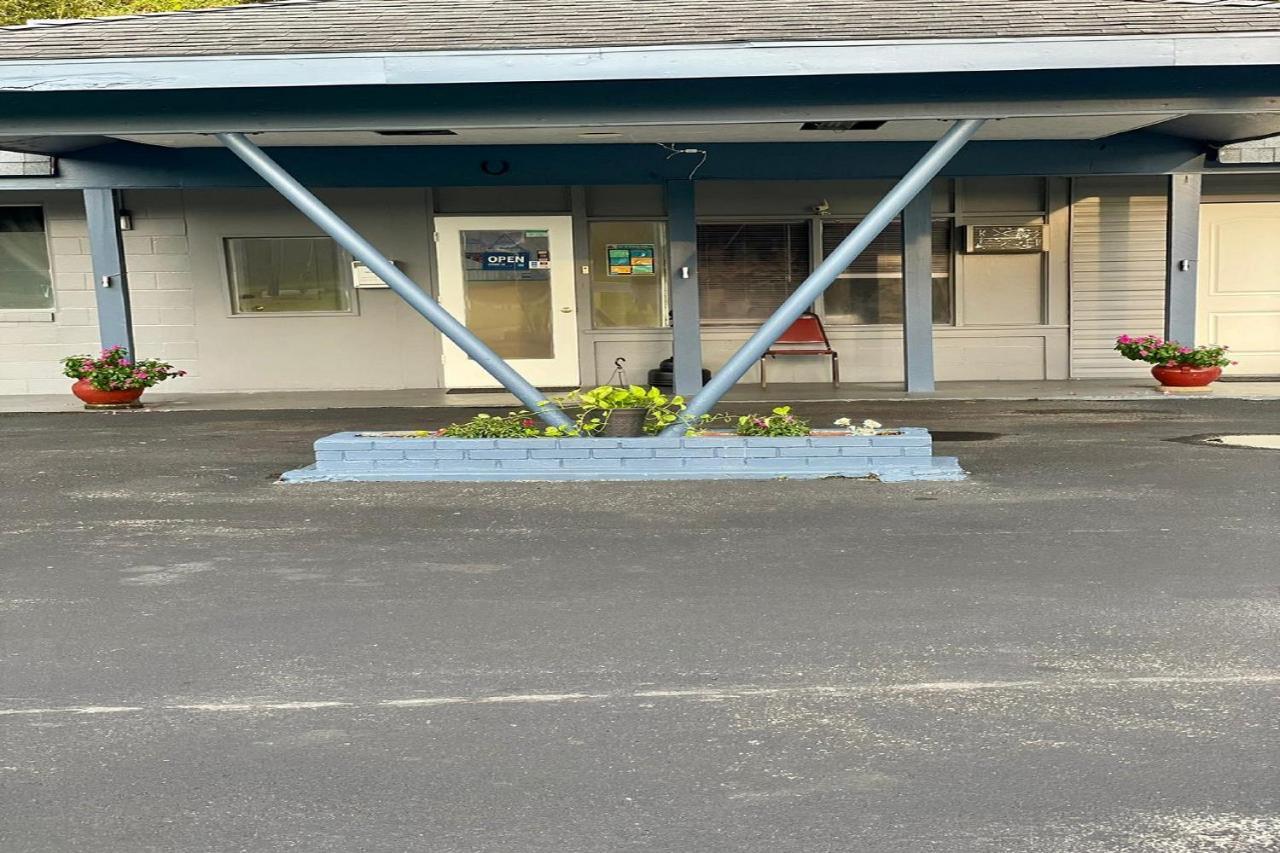 Hotel O Near Fanning Springs State Park Us Hwy 98 Old Town Luaran gambar